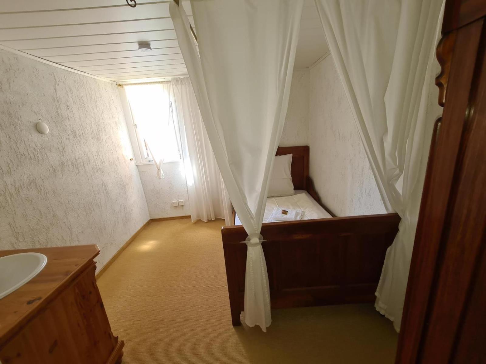 Villa Historisches Backhaus à Enkirch Extérieur photo